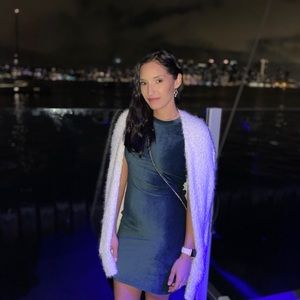 Meet your Posher, April